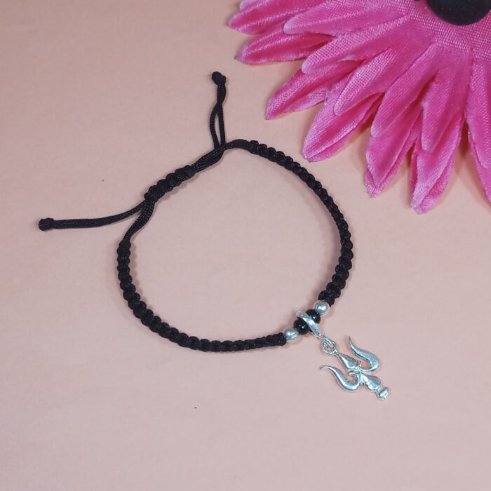 Pure Silver Women's Bracelet – Elegant Charm for Every Occasion