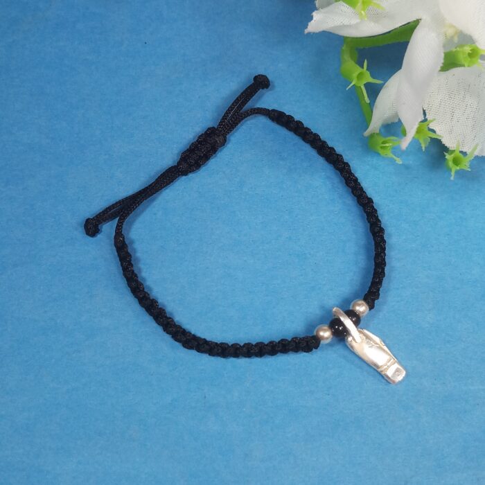 Pure Silver Women's Bracelet – A Touch of Elegant Sophistication