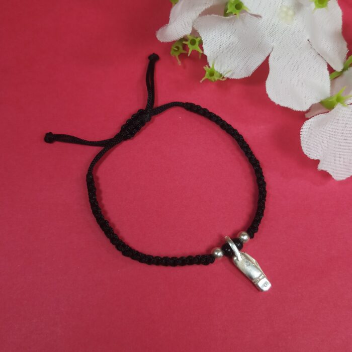 Pure Silver Women's Bracelet – A Touch of Elegant Sophistication