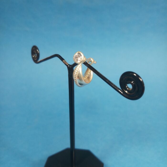 Bold Brilliance: Pure Silver Men's Earring (single piece)