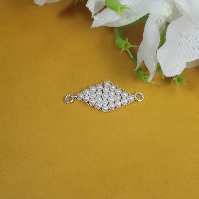 Dainty Pearl Pendant – Pure & Elegant