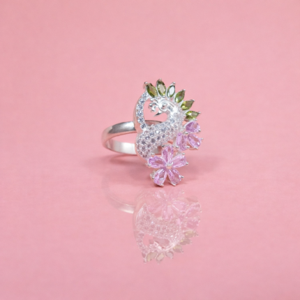 Pure Silver Women's Ring – Timeless Elegance in Every Detail