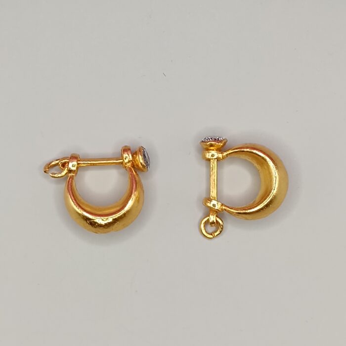 Stylish Gents Golden Silver Murkiya Earring – Classic & Bold