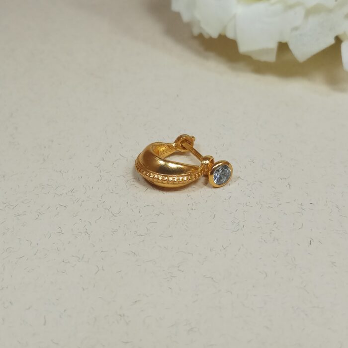 Bold Brilliance: Pure Silver Men's Golden Earring(single peice)