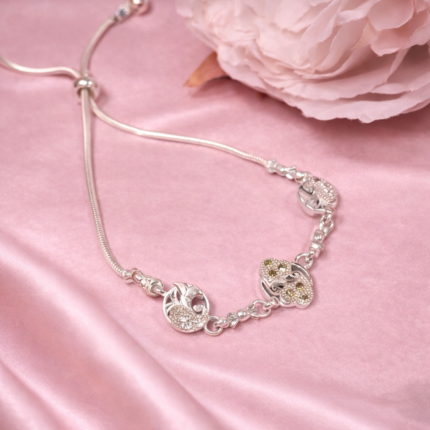 Emerald Bloom Pure Silver Bracelet – Adjustable Artistic Charm Design