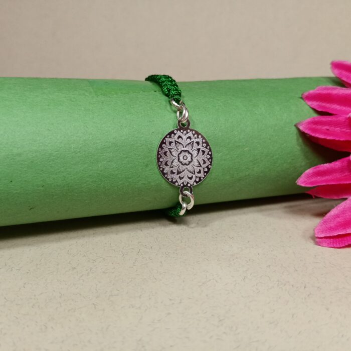 Design: Mandala Floral Engraving