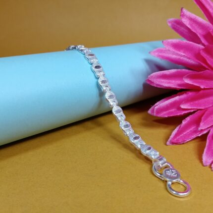 Pure Silver Designer Bracelet – Elegant Chain Link Style