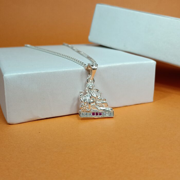 Silver Seated Ganesha Pendant – Elegant Design with Pink & White CZ Accents