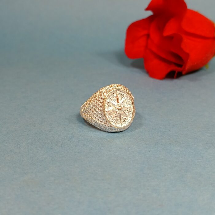 Pure Silver Compass Star Ring – Intricate Textured Design