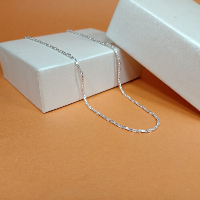 Pure Silver Classic Link Chain – Sleek Everyday Wear