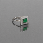 Emerald Green Princess Cut 925 Silver Ring