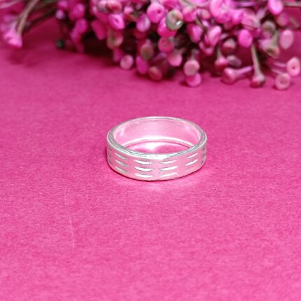 Timeless Pure Silver Elegance Ring