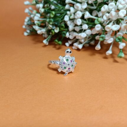 Elegant Silver Turtle Ring