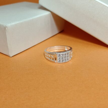 Classic Silver Men’s Ring