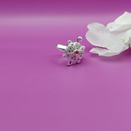 Elegant Silver Turtle Ring
