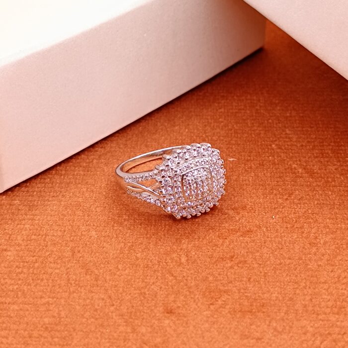 925 Silver Halo Cluster Ring