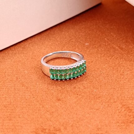 https://silvertrendy.in/product-category/rings/?orderby=date