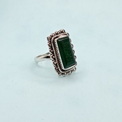 925 Sterling Silver Green Rectangular Stone Vintage Ring
