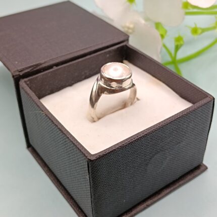 925 Silver Ring with Round Pearl Stone