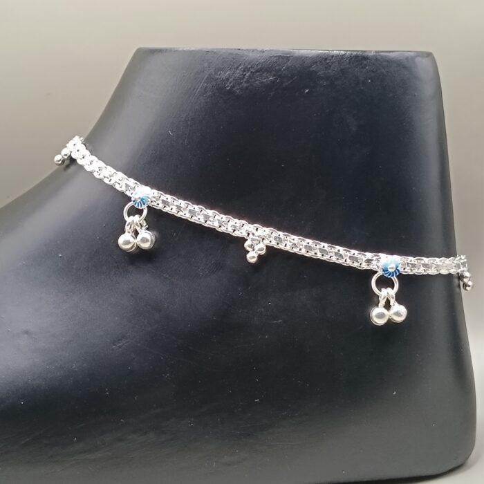 Stylish Pure Silver Payal