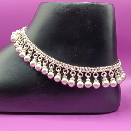 Traditional Pure Silver Payal with Ghungroo Design