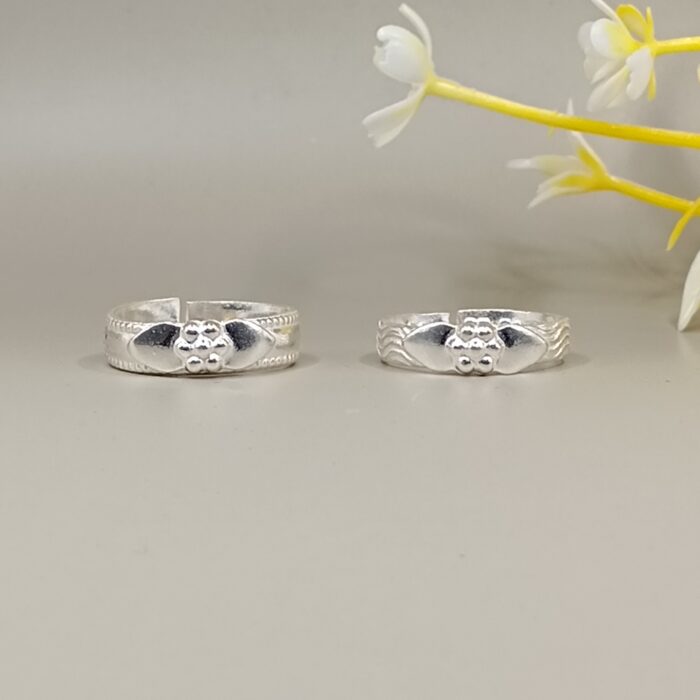 Classic Floral Pure Silver Toe Rings