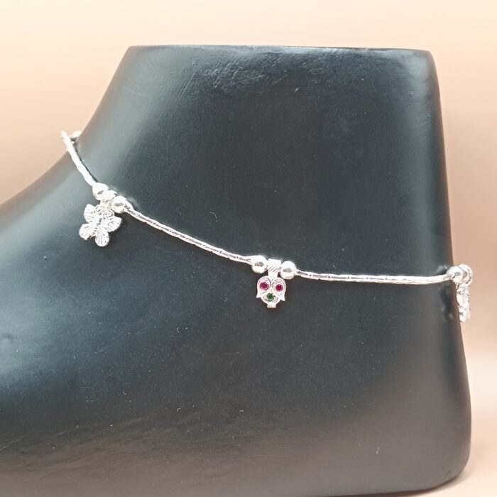 Traditional Silver Payal Design