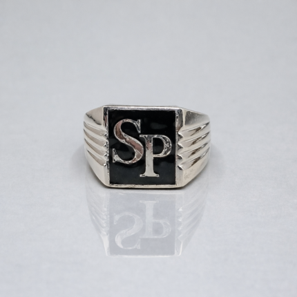 Elegant 925 Sterling Silver Ring - Timeless Design (On Order)