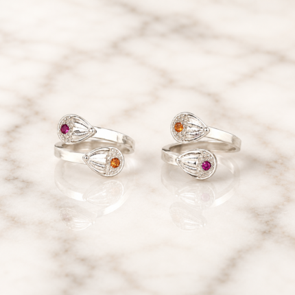 Pure Silver Swirl Stone Toe Ring