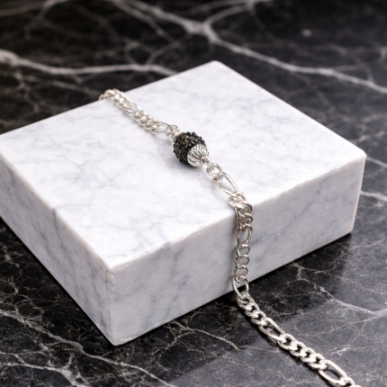 Pure Silver Men’s Bracelet with Rudraksh – Classic Chain Design