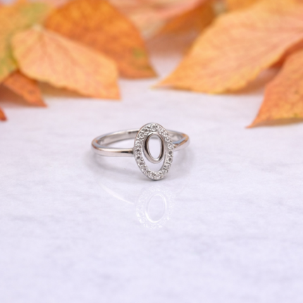 Pure Silver Oval Stone Studded Designer Ring