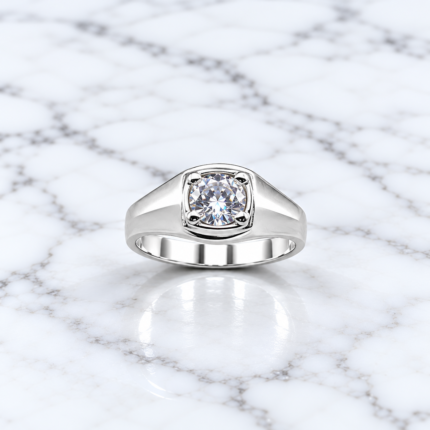 Pure Silver Ring with White Stone – Elegant & Timeless