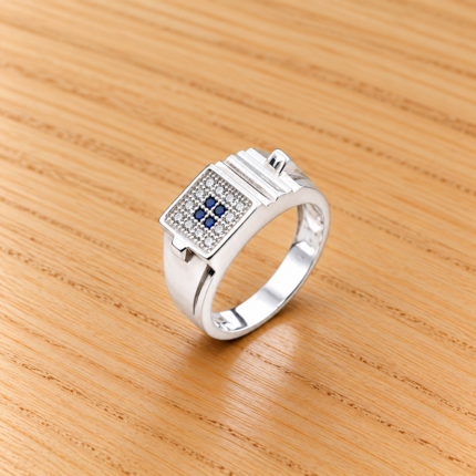 Elegant Pure Silver Gents Ring