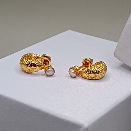 Traditional Silver Murki Golden Earrings for Men With Push Lock