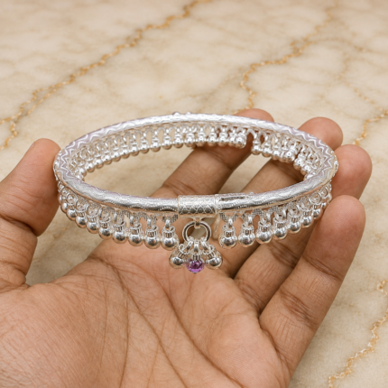 Gorgeous Silver Ladies Leg Kada