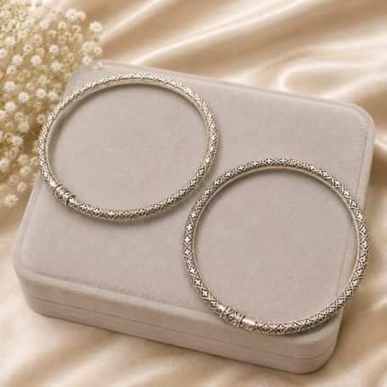 Women’s Silver Leg Kada – Stylish Ethnic Jewellery
